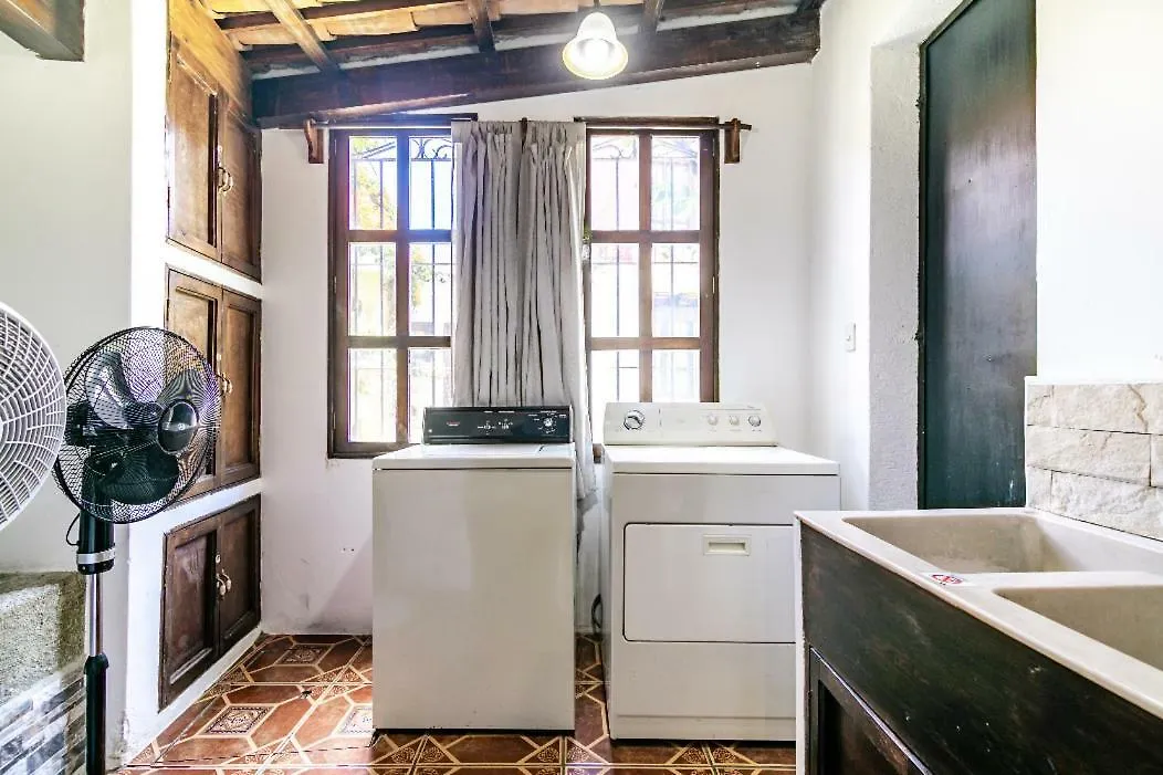 Villas Santa Ana-Ricardo Antigua